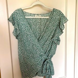 Women’s Petite Floral Blouse